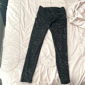 hardly used leopard print athletic leggings